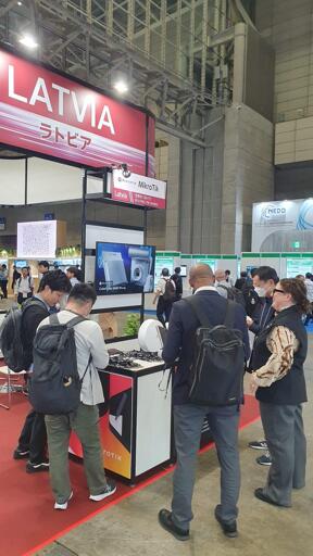 CEATEC exhibition stand with ATL 5G