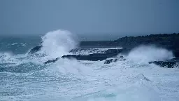 Sturmtief "Jitka" bewegt sich auf deutsche Nordseeküste zu