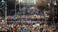 "Wir sind die Brandmauer": Großdemo in Hamburg am 25. Februar