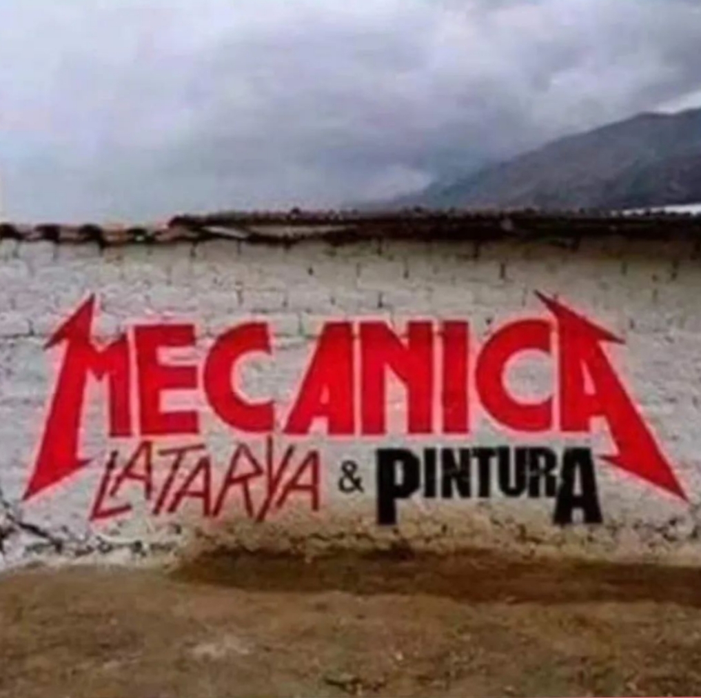 Parede branca escrito: Mecânica, lataria e pintura com as fontes das respectivas bandas: metallica, slayer e pantera